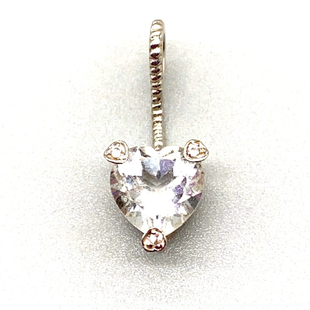 NYC II small heart shaped white topaz pendant in sterling silver 💜